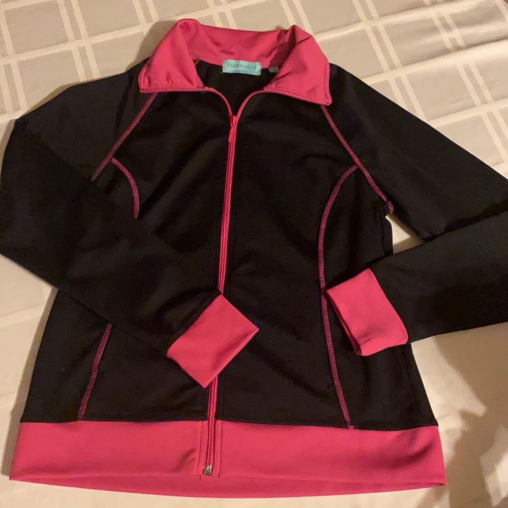 Black and pink workout jacket